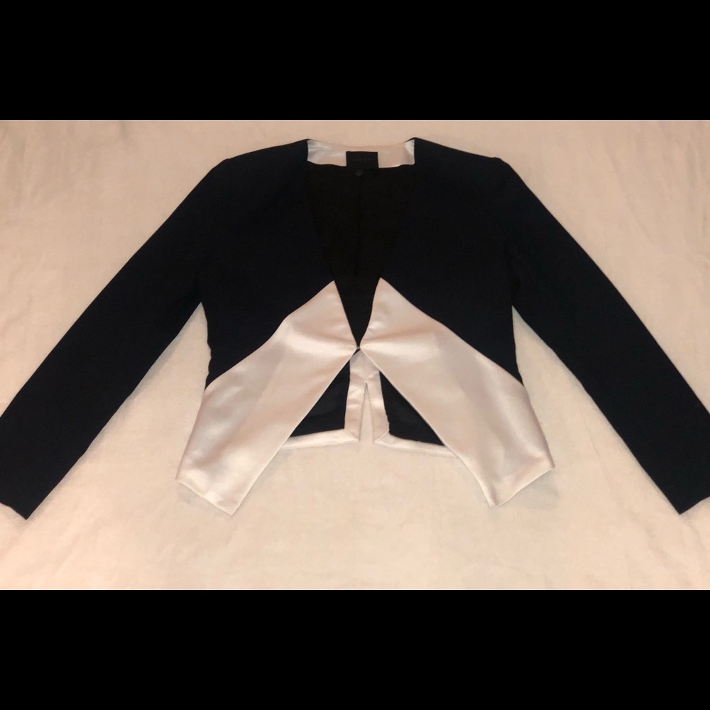 Aryn K Blazer
